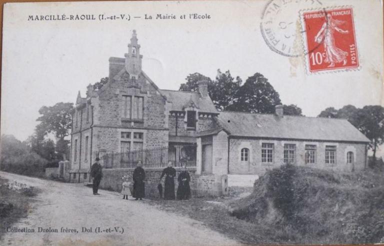 Les bâtiments publics sur la commune de Marcillé-Raoul