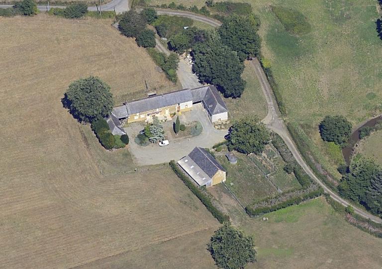 Ancien manoir, puis ferme de la Ville Chevron (Mordelles)