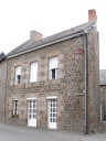Maison, 10 place de l'église (Hédé)