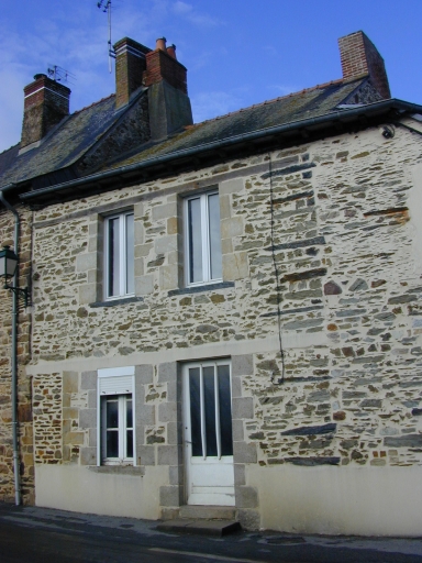 Maison, rue de la Chapelle Saint Roch, le Haut du Bourg (Torcé)
