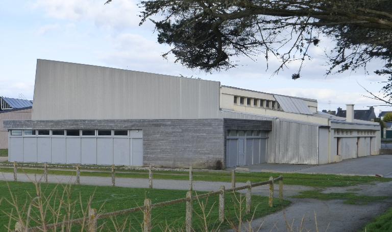 Gymnase, rue de la Barre (Etel)