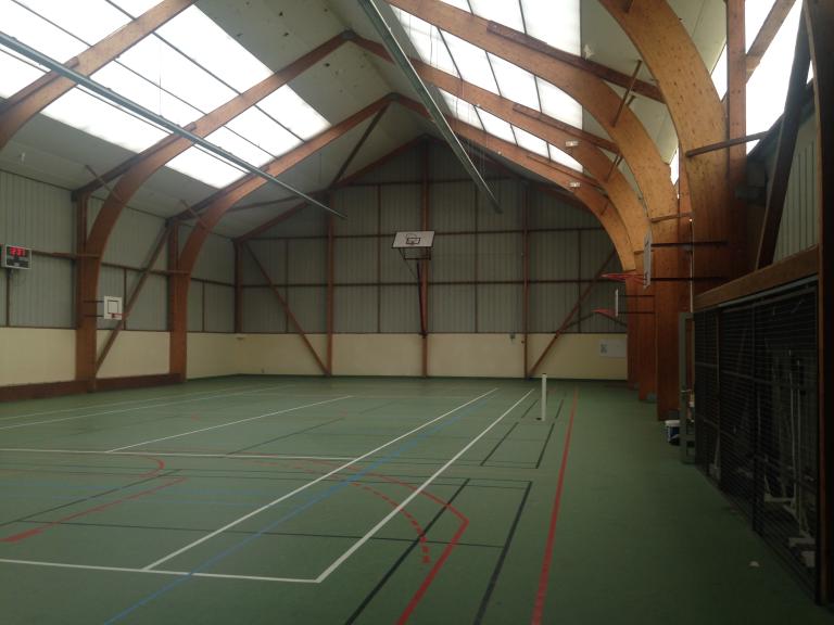 Complexe sportif, rue de la Madeleine (Sens-de-Bretagne)