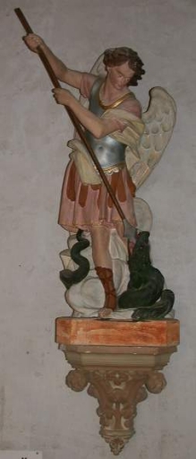 Statue sur culot : Saint Michel