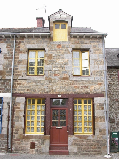 Maison à boutique, 9 rue de la Motte (Hédé)