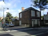 Maison et magasin de commerce, ancienne entreprise de pierres taillées Durand, 15 avenue Gros-Malhon (Rennes)