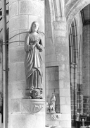 Statue (petite nature, d'applique) : sainte Marguerite, église paroissiale Notre-Dame (Bulat-Pestivien)