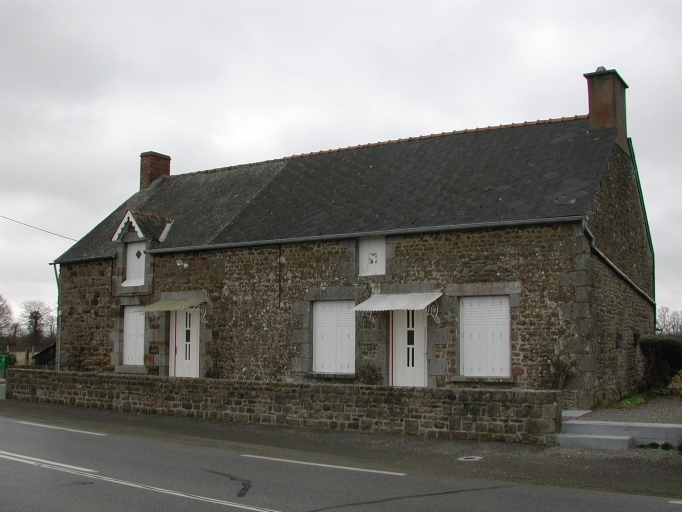 Ancienne ferme, les Ronces Rousses (Bonnemain)