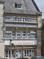 Maison dite Auberge de la Porte à la Rose, 5 place 1830, rue Emile-Nau (Quintin)