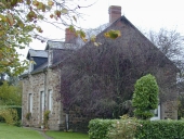 Ferme, le Bleuet (La Selle-Guerchaise)