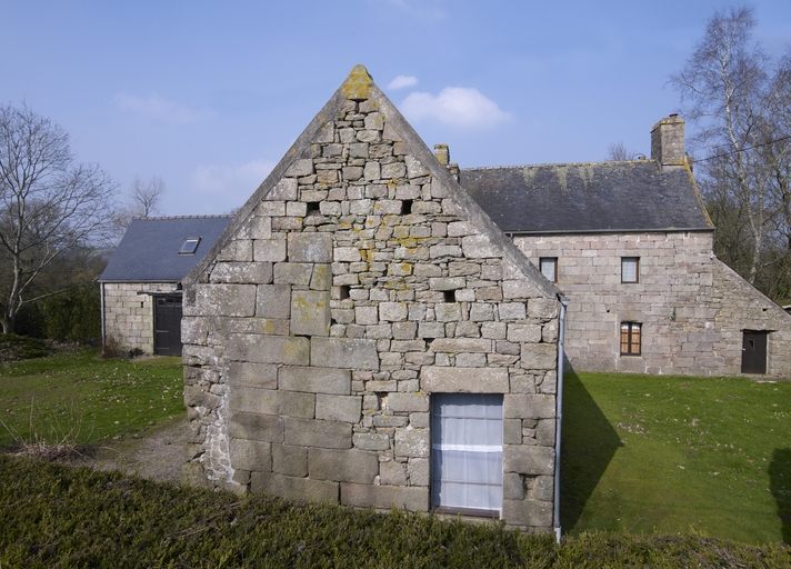 Ferme ou maison de marchand de Keramborn (Loguivy-Plougras)
