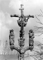 Calvaire édicule (calvaire extérieur), chapelle Sainte-Barbe (Ploéven)