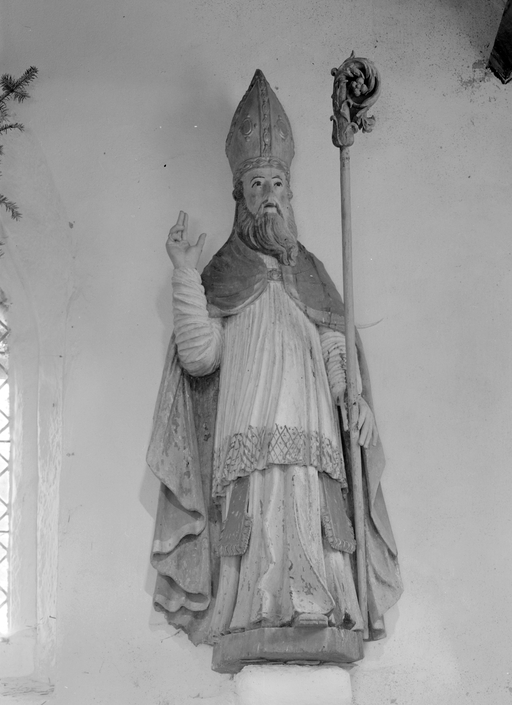 Statue (petite nature, d'applique) (1), chapelle Saint-Georges (Meslan)