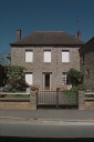 Maison, 28 rue Geoffroy Ier (Livré-sur-Changeon)