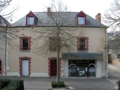 Maison, 15-16 place Saint-Melaine (Pacé)