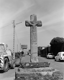 Les croix monumentales et les calvaires de la commune Plonéour-Lanvern