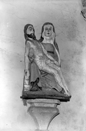 Groupe sculpté (petite nature, d'applique) : Vierge de Pitié, chapelle Saint-Cado (Carnoët)