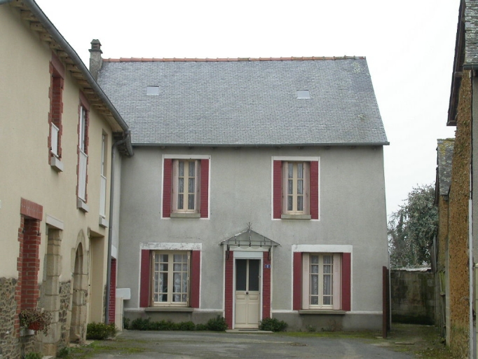 Maison, 2 rue des Champs des cours (Saint-Domineuc)