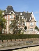 Maison de villégiature Kerlilon dite château de l'Amirauté actuellement édifice logistique, rue des Châteaux, le Kernevel