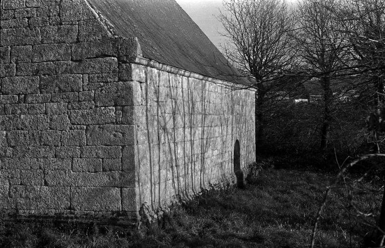 Chapelle saint Julien, Saint-Auny (Mellionnec)