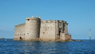 Fort dit château du Taureau (Plouézoch)