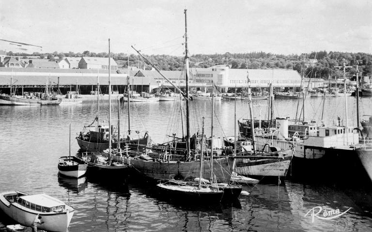 Halle à marée et criée (Concarneau)