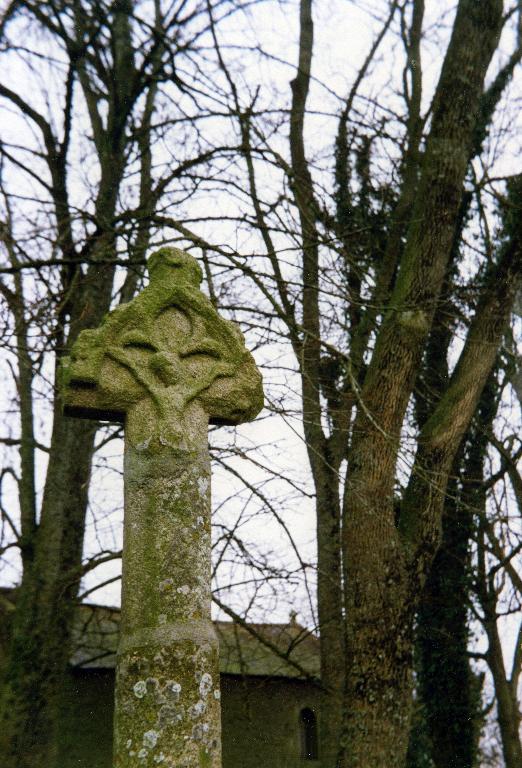 Chapelle Saint-Pierre et sa croix, Saint-Pierre (Saint-Lormel)