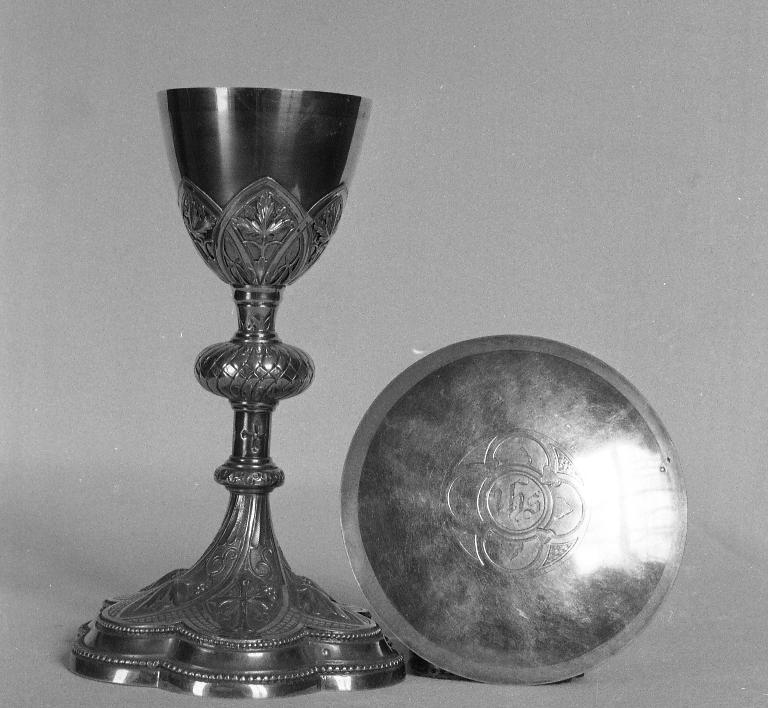 Calice, patène 4, église paroissiale Notre-Dame (Campénéac)
