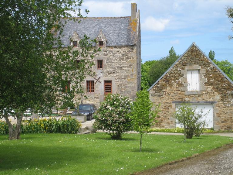 Les maisons, logis, fermes et dépendances de la commune de Rospez