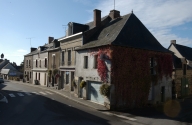 Alignement de maisons, 2-10 rue des Tisserands (Bais)