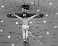 Croix (petite nature) : Christ en croix, chapelle Notre-Dame (Baden)