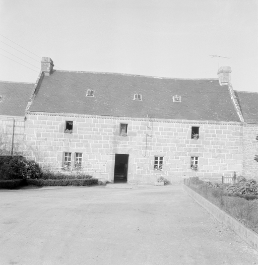 Ferme, Kerlaoueret (Ploéven)