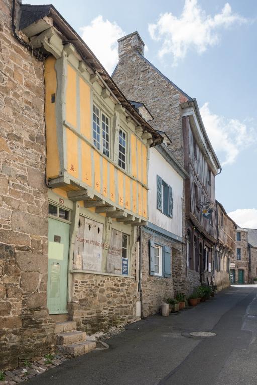 Maison de marchand, 28 rue Renan (Tréguier)