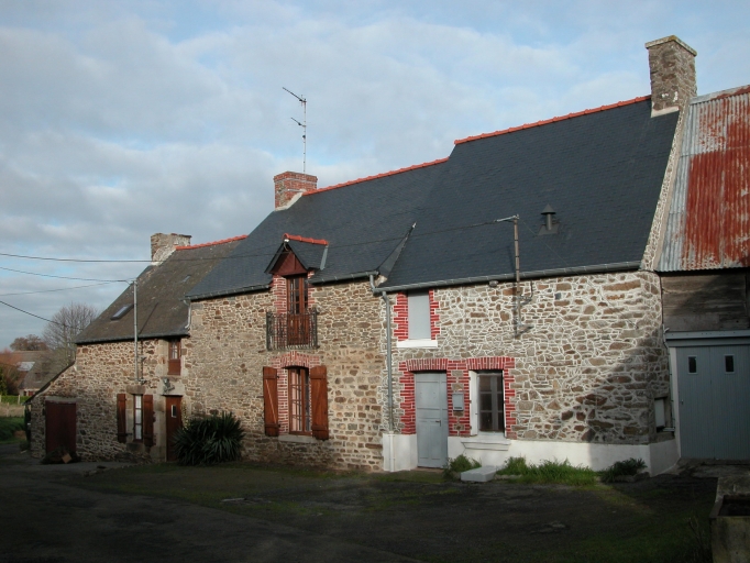 Ensemble de trois maisons, les Frêches (Saint-Guinoux)
