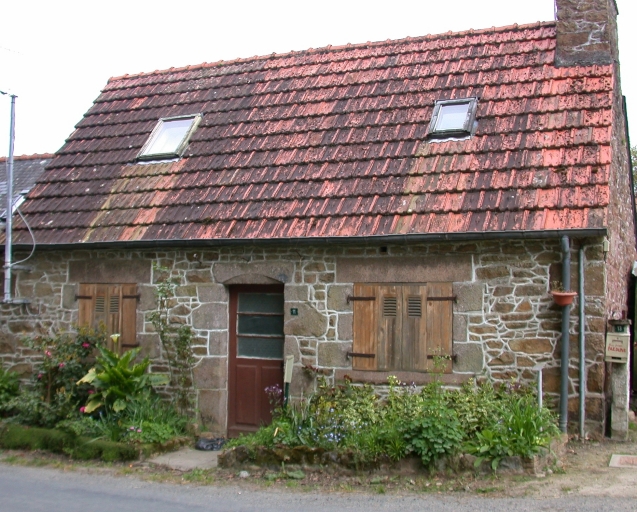 Maison, route de Mézernec (Louannec)