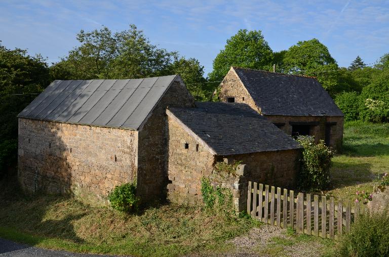 Les maisons, logis, fermes et dépendances sur la commune de Ploubezre