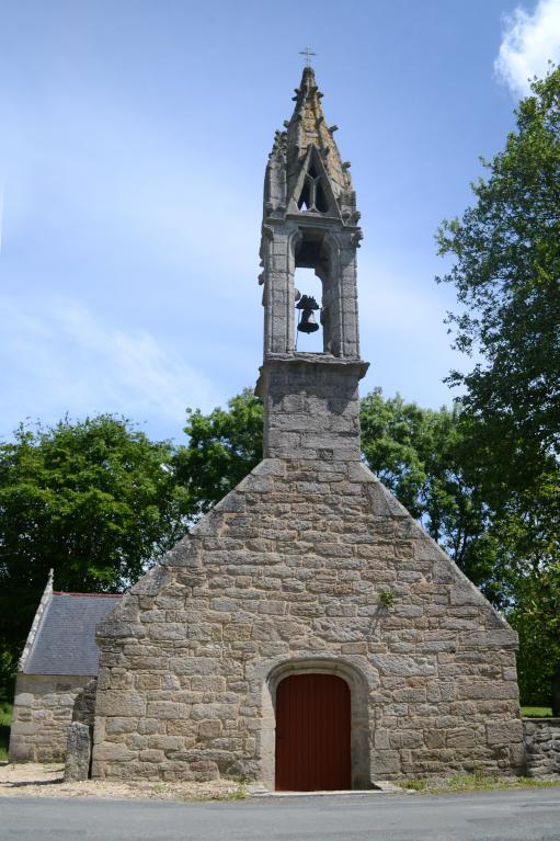 Les églises et chapelles (Plouhinec-29)