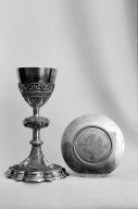 Calice, patène (1), église paroissiale Saint-Pierre (Trédarzec)