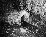 Fontaine, rue du Canal (Josselin)