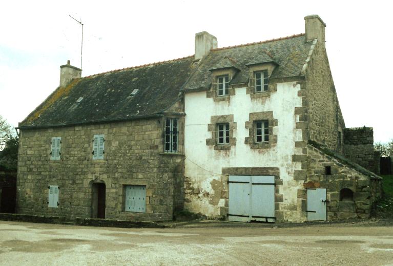 Maison dite "de prêtre", dite "ti bras", Saint-Tugen (Primelin)