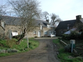 Ferme, la Croix (Saint-Pierre-de-Plesguen fusionnée en Mesnil-Roc'h en 2019)