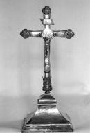 Croix-reliquaire, église paroissiale Saint-Pierre (Caden)