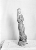 Statue : sainte Marguerite, église dite Chapelle Saint Méen, Gerguy (Augan)