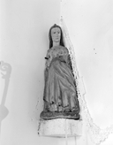Statue (d'applique, demi-nature) : sainte Barbe, chapelle Sainte-Anne (Cléguérec)