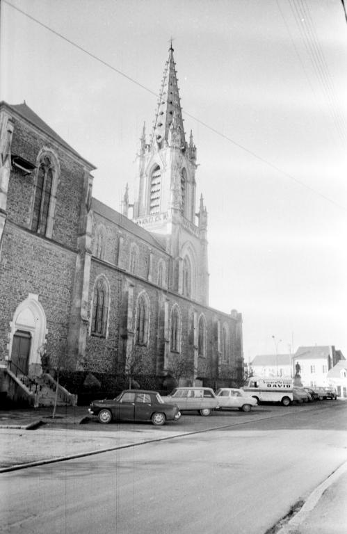 Eglise paroissiale Saint-Pierre (Mordelles)