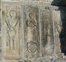 Ensemble de 13 dalles funéraires (Saint-Sauveur-des-Landes)