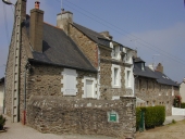 Ferme dite la cour Hingant, 3 à 9 rue de la Paix (La Richardais)