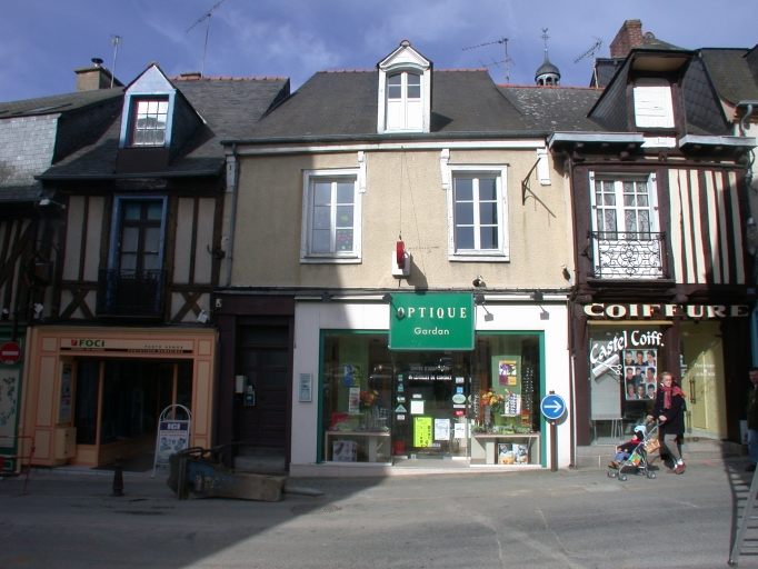 Maison, 34 rue de la Madeleine (Châteaugiron)