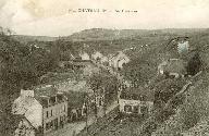 Rue Graveran et Rue Kerlobret, ancien chemin vicinal de grande communication n°8 de Châteaulin à Camaret (Châteaulin)
