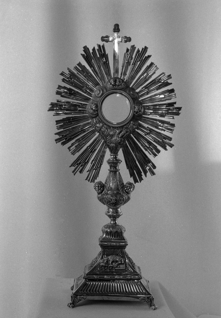 Ostensoir, église paroissiale Saint-Tugdual (Saint-Tugdual)