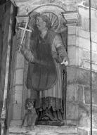 Statue (grandeur nature) : saint Mathurin, chapelle Notre-Dame-de-Kergoat (Quéménéven)